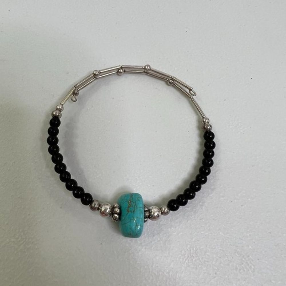Southwestern Bracelet Beaded Faux Turquoise Wire Wrap Black Silver Tone Used, se